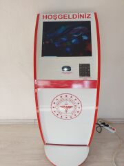 Qmatik Aile Hekimliği Kiosk Sistemi Tuş Takımlı